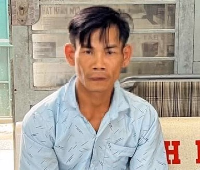 Công an phường Tân An rà soát hiện trường vụ trộm xe mô tô tại Cần Thơ