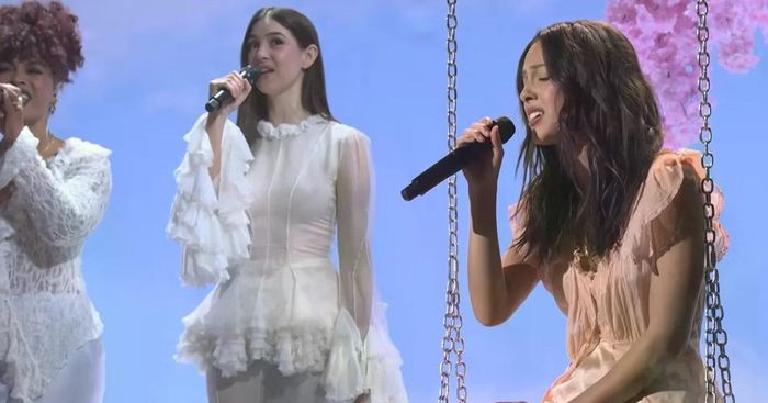 Khoảnh khắc Olivia Rodrigo truyền tải cảm xúc mãnh liệt qua ca khúc mới "begged" tại SNL.